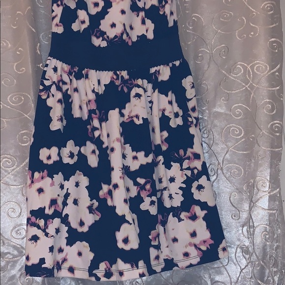Navy floral sundress - Picture 4 of 4
